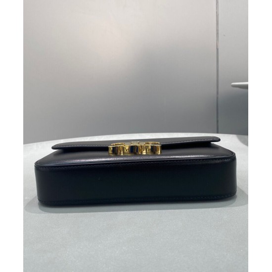 Fake Celine Chain Shoulder Bag Triomphe In Shiny Calfskin Black Replica