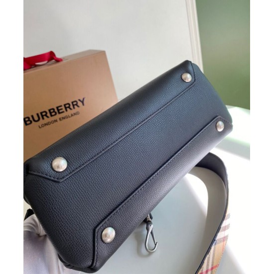 Replica Burberry The Banner Small Leather Bag Black