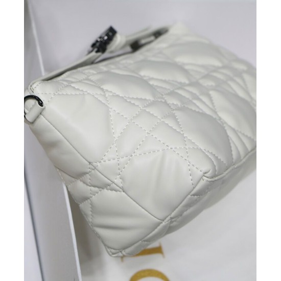 Replica Christian Dior Medium DiorTravel Nomad Pouch Cream