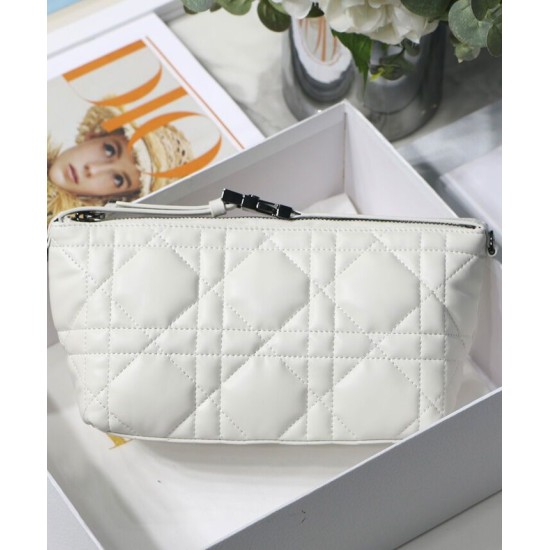 Replica Christian Dior Medium DiorTravel Nomad Pouch Cream