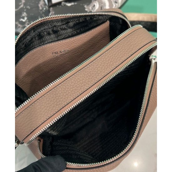 Replica Prada Bag With Shoulder Strap Gray