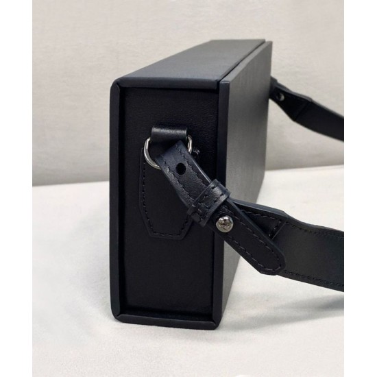 Fake Horizontal Box 7VA520 Black Replica