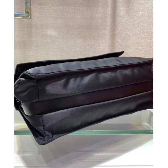 Fake Prada Medium padded nylon shoulder bag 1BD255 Black Replica