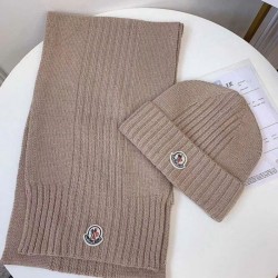 Replica Moncler Mouth Knitted Scarf Hat White