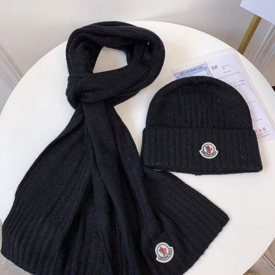 Replica Moncler Mouth Knitted Scarf Hat Black