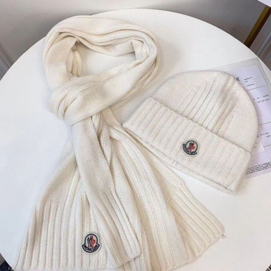 Fake Moncler Mouth Knitted Scarf Hat Apricot Replica
