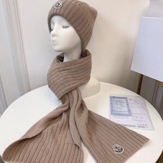 Replica Moncler Mouth Knitted Scarf Hat White