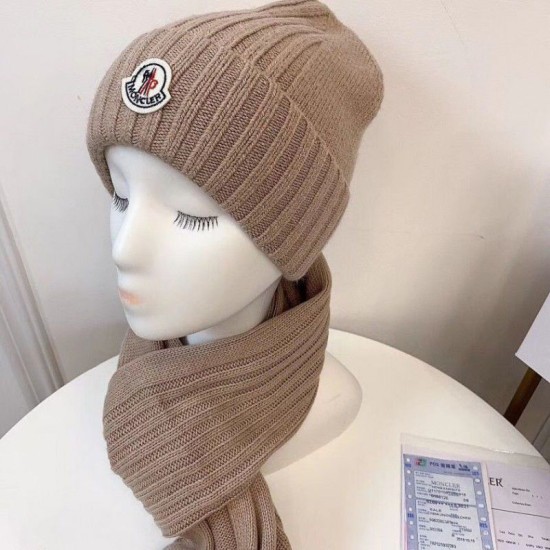 Replica Moncler Mouth Knitted Scarf Hat White