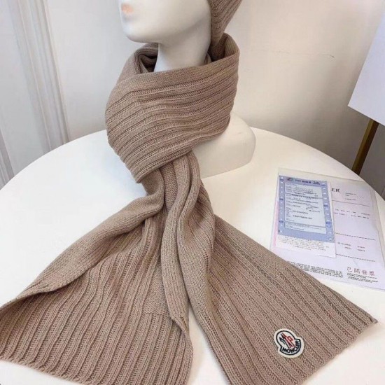 Replica Moncler Mouth Knitted Scarf Hat White