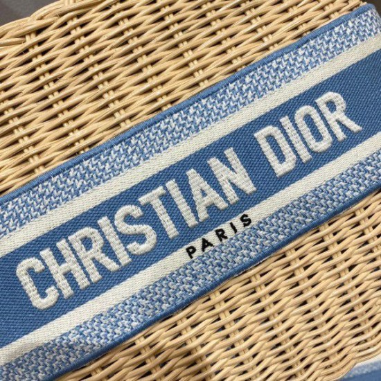 Replica Dior Medium Lady Dior Bag In Wicker and Light Blue Oblique Jacquard