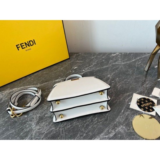 Replica Peekaboo ISeeU Petite Bag Nappa Leather White