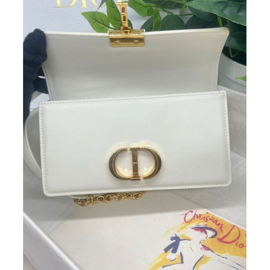 Fake Christian Dior 30 Montaigne East-West Bag With Chain Cream Replica