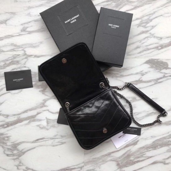 Replica YSL Saint Laurent Niki Chain Wallet Crinkled Vintage Leather Black