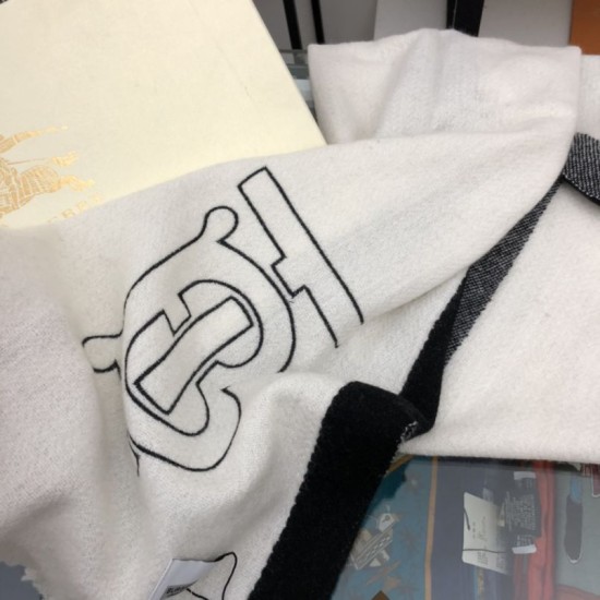 Replica Burberry BT Cashmere Shawl 50 x 185