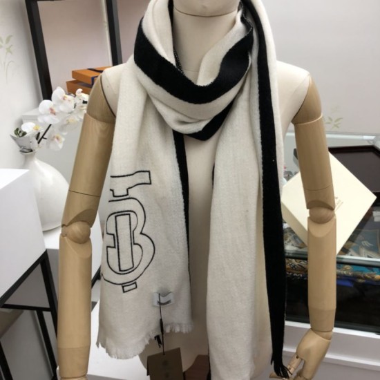 Replica Burberry BT Cashmere Shawl 50 x 185