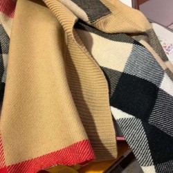 Fake Burberry classic large Check cashmere Shawl 60 x 180 Brown Replica Replica Burberry classic large Check cashmere Shawl 60 x 180 Brown