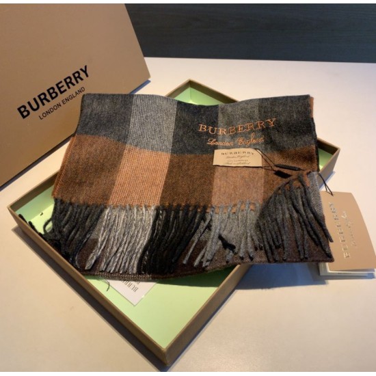Fake Burberry Classic Cashmere Scarf 30 x 200 Replica