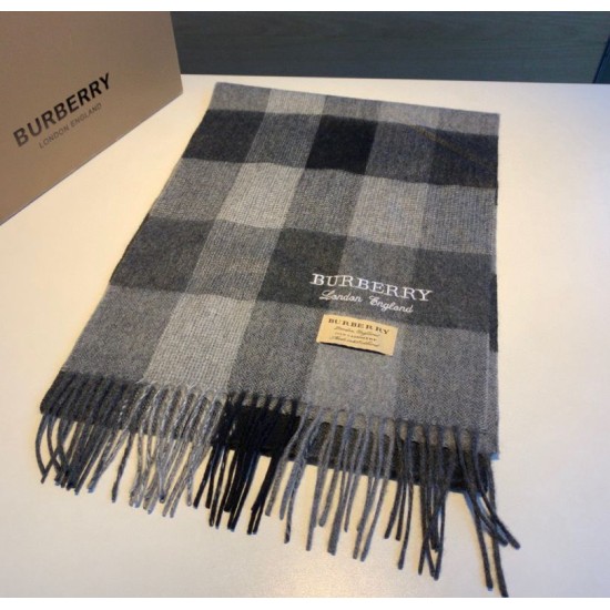 Fake Burberry Classic Cashmere Scarf 30 x 200 Replica