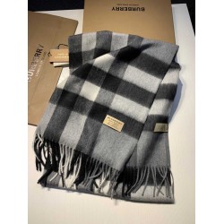 Replica Burberry Classic Medium Check Cashmere Shawl 40 x 180
