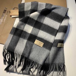 Replica Burberry Classic Medium Check Cashmere Shawl 40 x 180 Replica Burberry Classic Medium Check Cashmere Shawl 40 x 180
