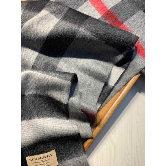 Replica Burberry Classic Medium Check Cashmere Shawl 40 x 180