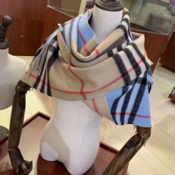 Replica Burberry Classic check Cashmere Shawl 30 x 250 Replica Burberry Classic check Cashmere Shawl 30 x 250