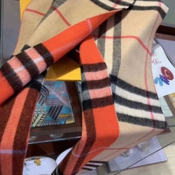 Replica Burberry Classic check Cashmere Shawl 30 x 250 Replica Burberry Classic check Cashmere Shawl 30 x 250