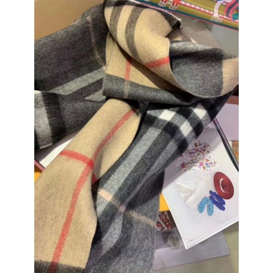 Fake Burberry Classic check Cashmere Shawl 30 x 250 Replica